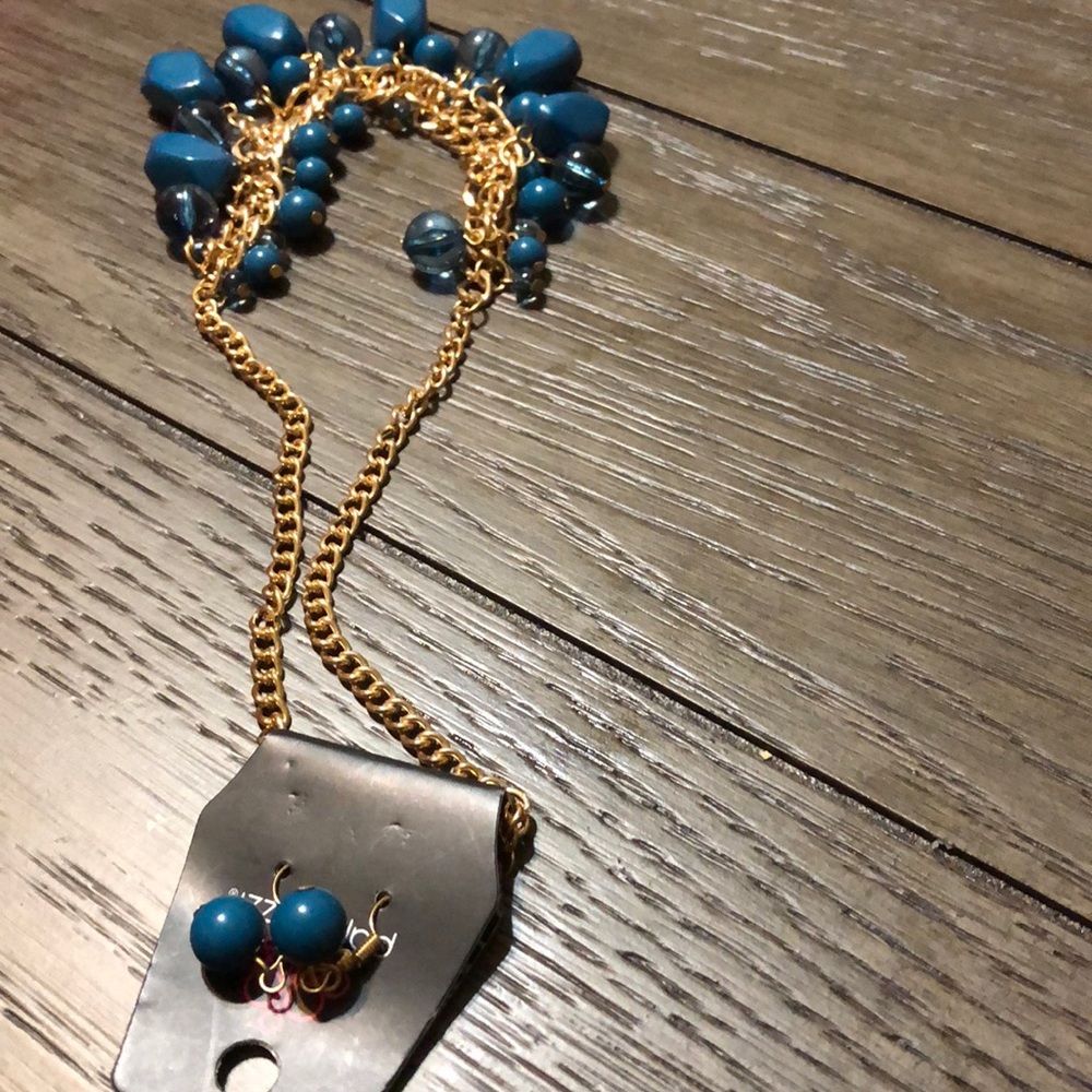 Kneckles and bracelets